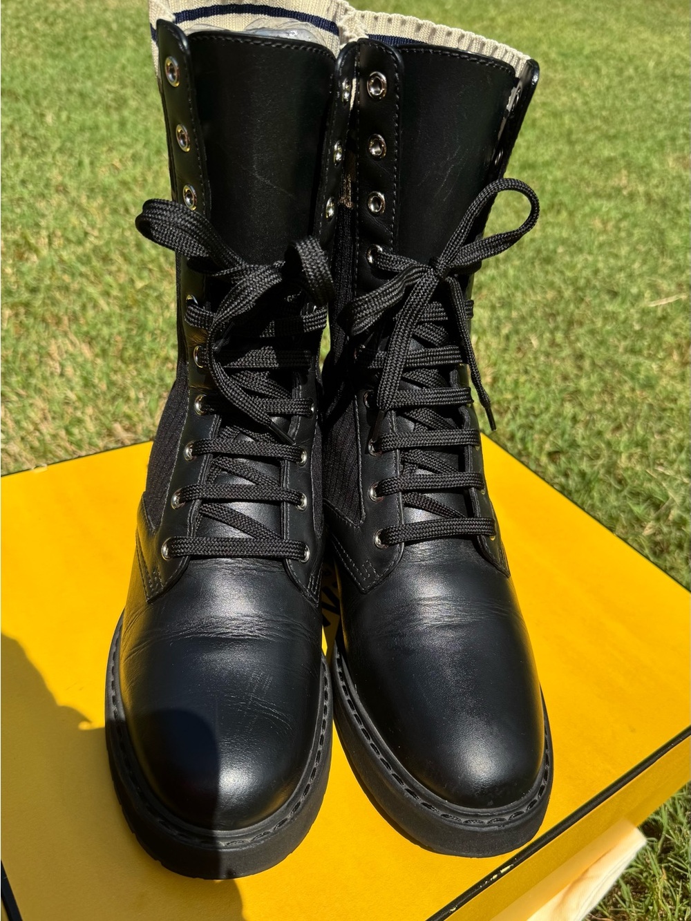 AUTHENTIC FENDI Rockoko FF Logo Combat Boots Black Leather EU 38 - Picture 5 of 17